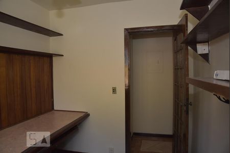 Casa de condomínio à venda com 339m², 4 quartos e 3 vagasQuarto 4