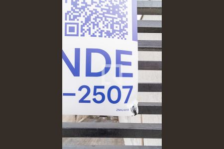 Plaquinha ZNHJ-618 de casa de condomínio à venda com 2 quartos, 60m² em Vila Ré, São Paulo