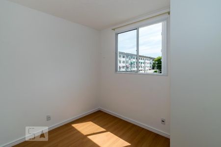Quarto 1 de apartamento para alugar com 2 quartos, 47m² em Irajá, Rio de Janeiro