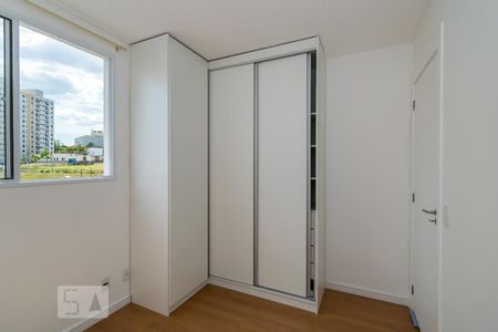 Quarto 1 - Armários de apartamento para alugar com 2 quartos, 47m² em Irajá, Rio de Janeiro
