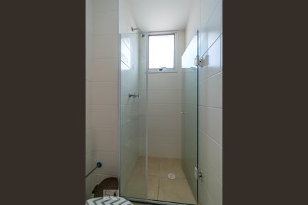 Apartamento para alugar com 47m², 2 quartos e 1 vagaBanheiro - Box de vidro