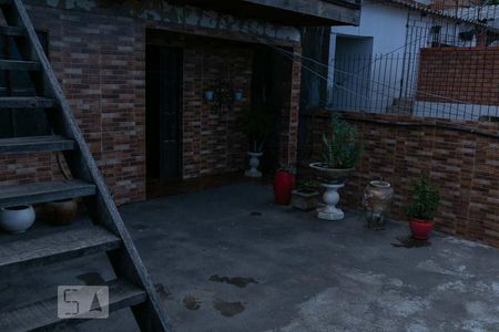 Casa à venda com 111m², 3 quartos e 1 vagaVaranda