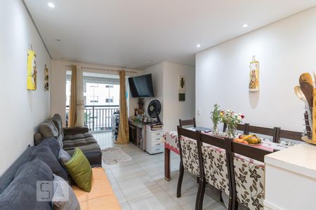 Sala de apartamento à venda com 3 quartos, 68m² em Vila das Bandeiras, Guarulhos