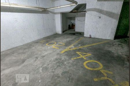 Apartamento para alugar com 82m², 3 quartos e 1 vaga Apartamento para alugar com 82m², 3 quartos e 1 vagaGaragem