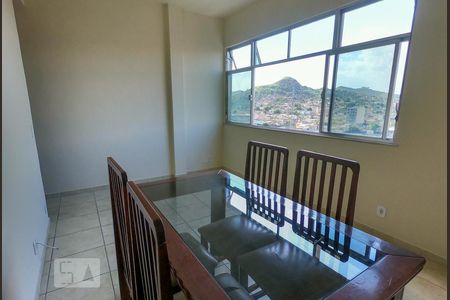 Sala de apartamento para alugar com 3 quartos, 82m² em Pilares, Rio de Janeiro
