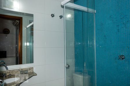 Casa de condomínio à venda com 135m², 2 quartos e 2 vagasBanheiro da Suíte 1