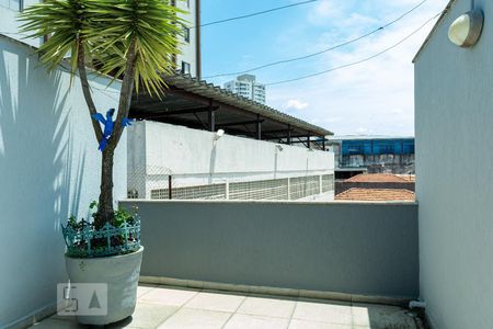 Casa de condomínio à venda com 135m², 2 quartos e 2 vagasTerraço