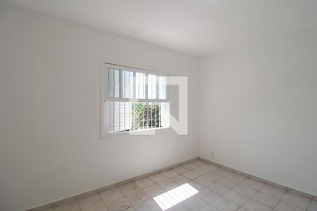 Quarto 1 de casa para alugar com 1 quarto, 100m² em Jardim Ester, São Paulo