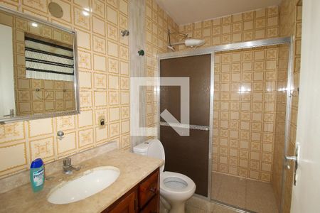 Banheiro de casa para alugar com 1 quarto, 100m² em Jardim Ester, São Paulo