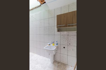 Casa à venda com 74m², 2 quartos e 2 vagasÁrea de Serviço