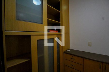 Apartamento à venda com 145m², 3 quartos e 2 vagasEscritório