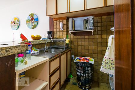Cozinha - Armários de apartamento para alugar com 1 quarto, 39m² em Rio Vermelho, Salvador