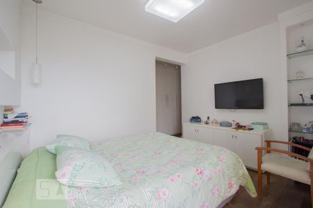 Apartamento à venda com 168m², 4 quartos e 3 vagas Apartamento à venda com 168m², 4 quartos e 3 vagasSuíte 2