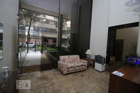 Apartamento para alugar com 87m², 2 quartos e 1 vagaEntrada do Prédio