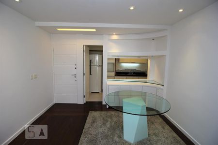 Sala de Jantar de apartamento para alugar com 2 quartos, 87m² em Laranjeiras, Rio de Janeiro