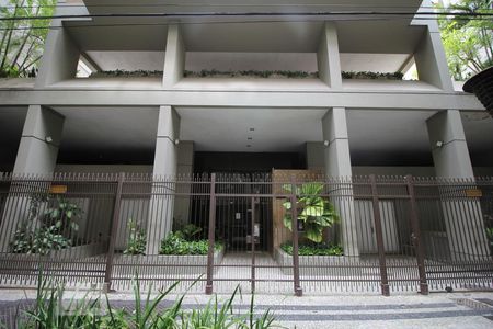 Apartamento para alugar com 87m², 2 quartos e 1 vagaFachada