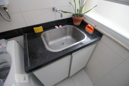 Apartamento para alugar com 87m², 2 quartos e 1 vagaÁrea de Serviço