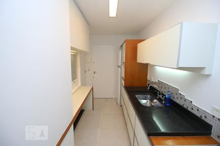 Apartamento para alugar com 87m², 2 quartos e 1 vagaCozinha - Armários