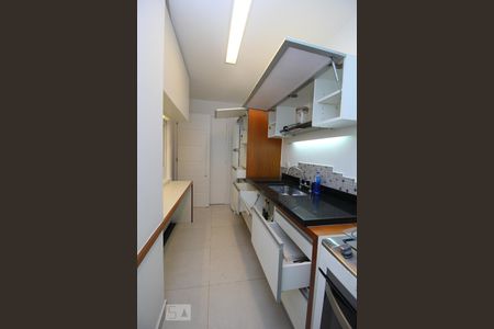 Apartamento para alugar com 87m², 2 quartos e 1 vagaCozinha - Armários