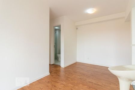 Sala de apartamento para alugar com 2 quartos, 50m² em Liberdade, São Paulo