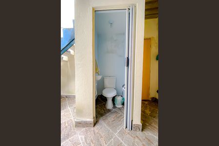 Casa à venda com 120m², 2 quartos e 2 vagasBanheiro 2