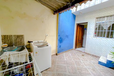 Casa à venda com 120m², 2 quartos e 2 vagasLavanderia