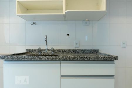 Cozinha de apartamento para alugar com 1 quarto, 43m² em Sumarezinho, São Paulo