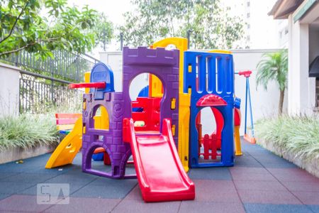 Apartamento à venda com 55m², 2 quartos e 1 vaga Apartamento à venda com 55m², 2 quartos e 1 vagaÁrea Comum - Playground