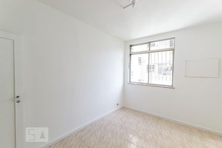 Apartamento à venda com 140m², 3 quartos e 1 vagaQuarto 2