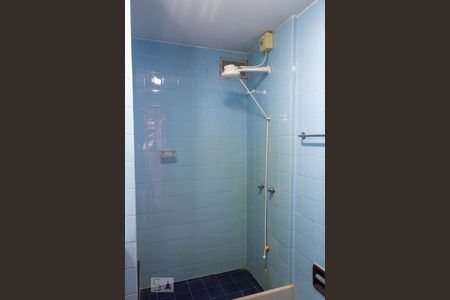 Apartamento à venda com 122m², 4 quartos e 2 vagas Apartamento à venda com 122m², 4 quartos e 2 vagasBanheiro da Suíte