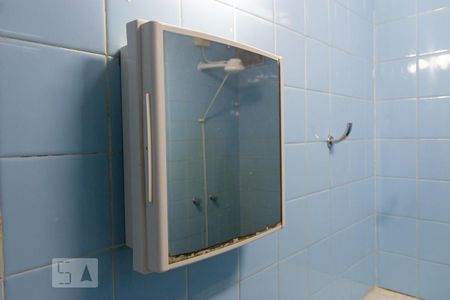 Apartamento à venda com 122m², 4 quartos e 2 vagas Apartamento à venda com 122m², 4 quartos e 2 vagasBanheiro da Suíte