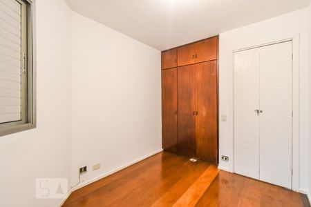 Quarto de apartamento à venda com 2 quartos, 76m² em Pinheiros, São Paulo