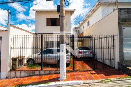 Casa à venda com 131m², 2 quartos e 4 vagasFachada