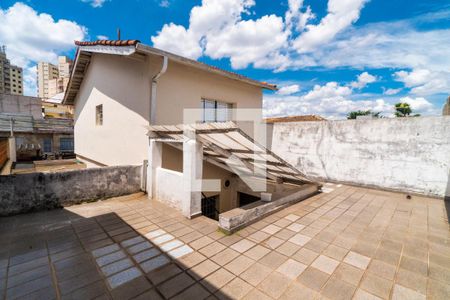 Casa à venda com 131m², 2 quartos e 4 vagasTerraço