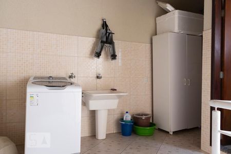 Casa à venda com 150m², 3 quartos e 4 vagasLavanderia