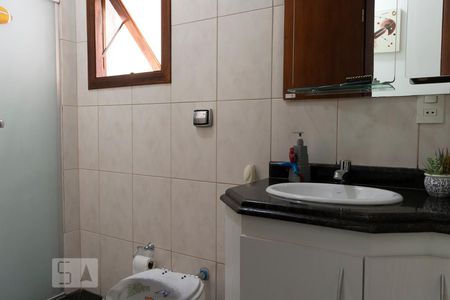 Casa à venda com 150m², 3 quartos e 4 vagasBanheiro 2