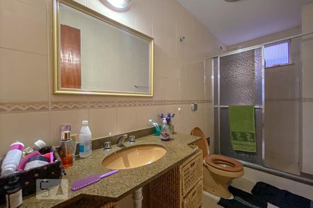 Apartamento para alugar com 130m², 3 quartos e 1 vagaBanheiro da Suíte