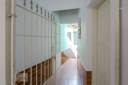 Casa à venda com 60m², 1 quarto e 1 vagaCorredor externo