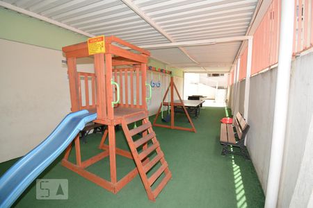Apartamento à venda com 90m², 3 quartos e sem vagaÁrea Comum - Playground