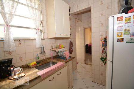 Apartamento à venda com 90m², 3 quartos e sem vagaCozinha