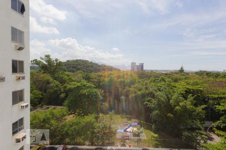 Vista Quarto 1 de apartamento para alugar com 2 quartos, 48m² em Jacarepaguá, Rio de Janeiro