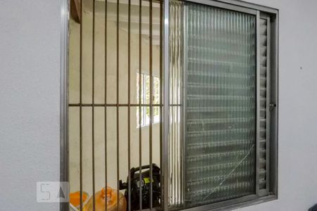 Casa à venda com 108m², 3 quartos e 3 vagasQuarto de Serviço