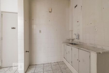 Apartamento à venda com 95m², 3 quartos e sem vaga Apartamento à venda com 95m², 3 quartos e sem vagaCozinha