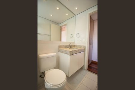 Apartamento para alugar com 164m², 3 quartos e 3 vagasBanheiro Quarto 1