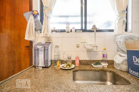 Apartamento para alugar com 75m², 2 quartos e 1 vaga Apartamento para alugar com 75m², 2 quartos e 1 vagaCozinha