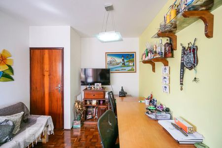 Apartamento para alugar com 75m², 2 quartos e 1 vaga Apartamento para alugar com 75m², 2 quartos e 1 vagaSala