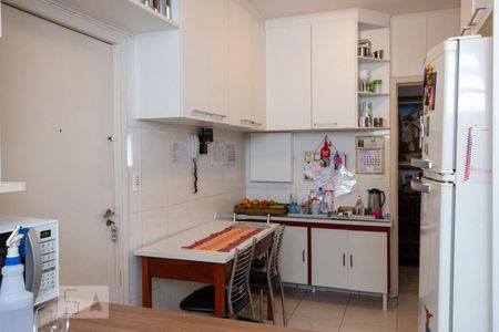 Apartamento para alugar com 220m², 3 quartos e 1 vagaCozinha