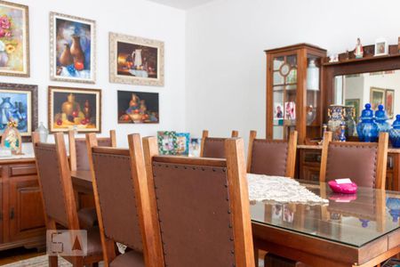 Apartamento para alugar com 220m², 3 quartos e 1 vagaSala