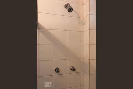 Apartamento para alugar com 220m², 3 quartos e 1 vagaDucha do banheiro