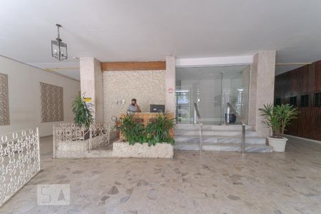 Apartamento para alugar com 70m², 2 quartos e sem vaga Apartamento para alugar com 70m², 2 quartos e sem vagaHall de Entrada